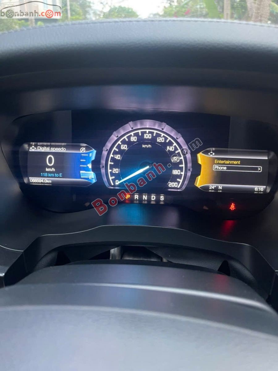 Bán ô tô Ford Everest Titanium 2.0L 4x2 AT - 2022 - xe cũ