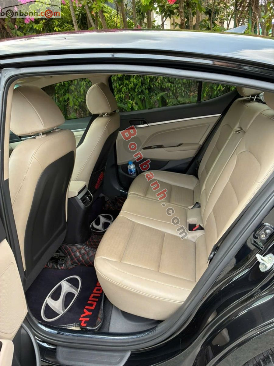 Bán ô tô Hyundai Elantra 2.0 AT - 2021 - xe cũ