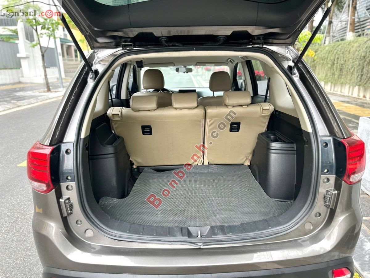 Bán ô tô Mitsubishi Outlander 2.0 STD - 2016 - xe cũ