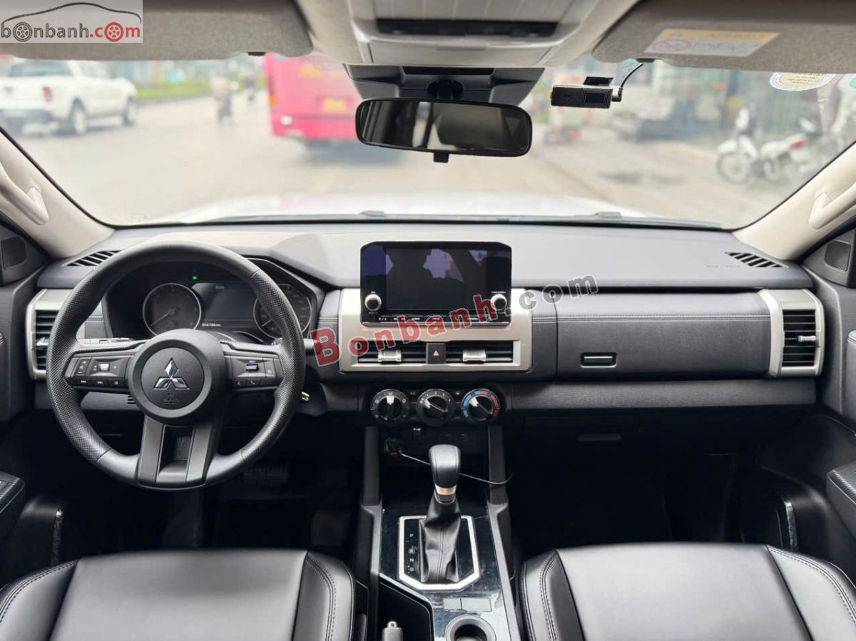 Bán ô tô Mitsubishi Triton GLX 2WD AT - 2024 - xe cũ