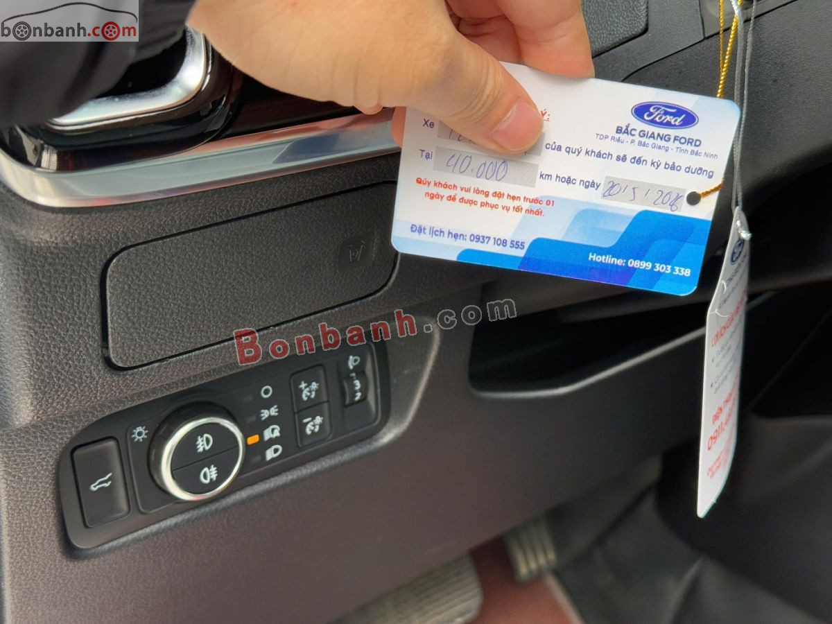 Bán ô tô Ford Everest Titanium 2.0L 4x2 AT - 2023 - xe cũ