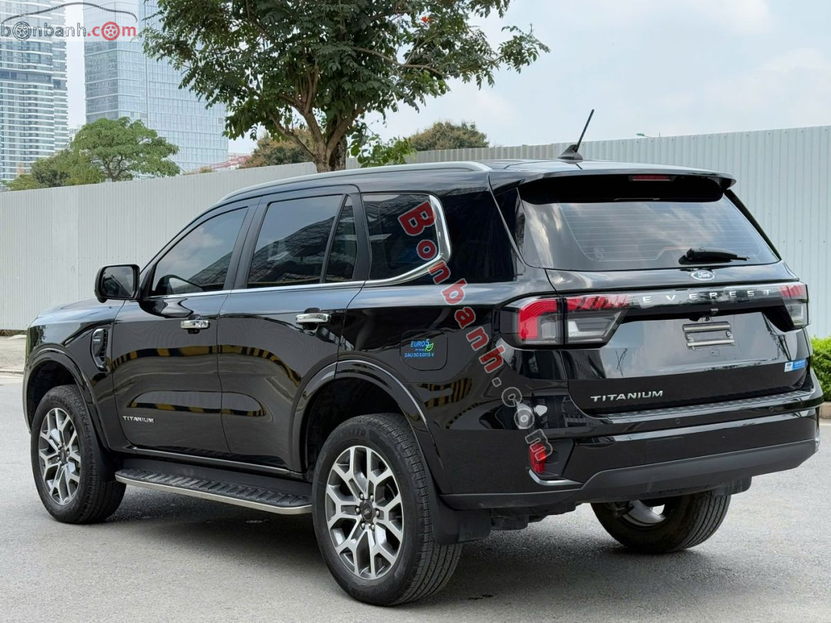 Bán ô tô Ford Everest Titanium 2.0L 4x2 AT - 2023 - xe cũ