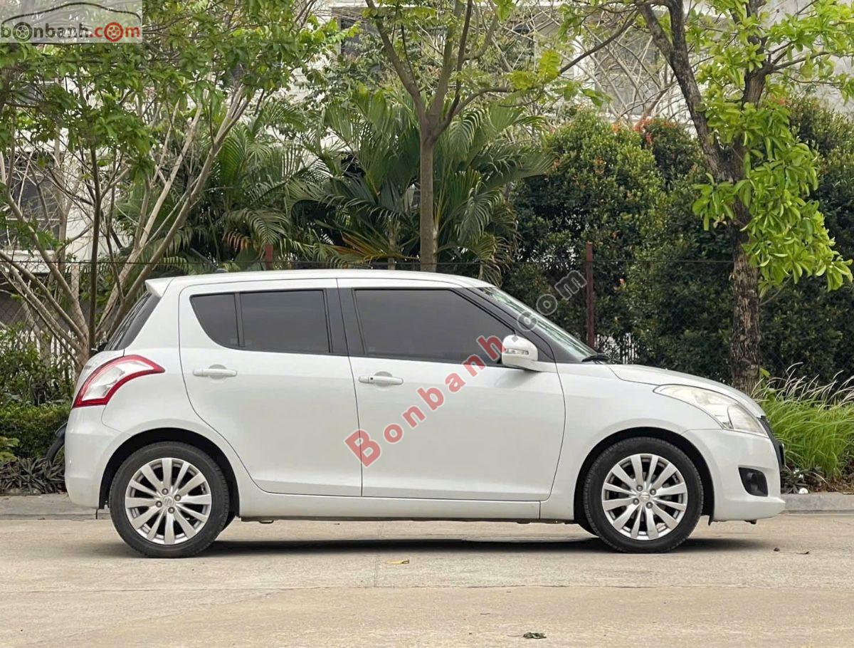 Bán ô tô Suzuki Swift 1.4 AT - 2015 - xe cũ