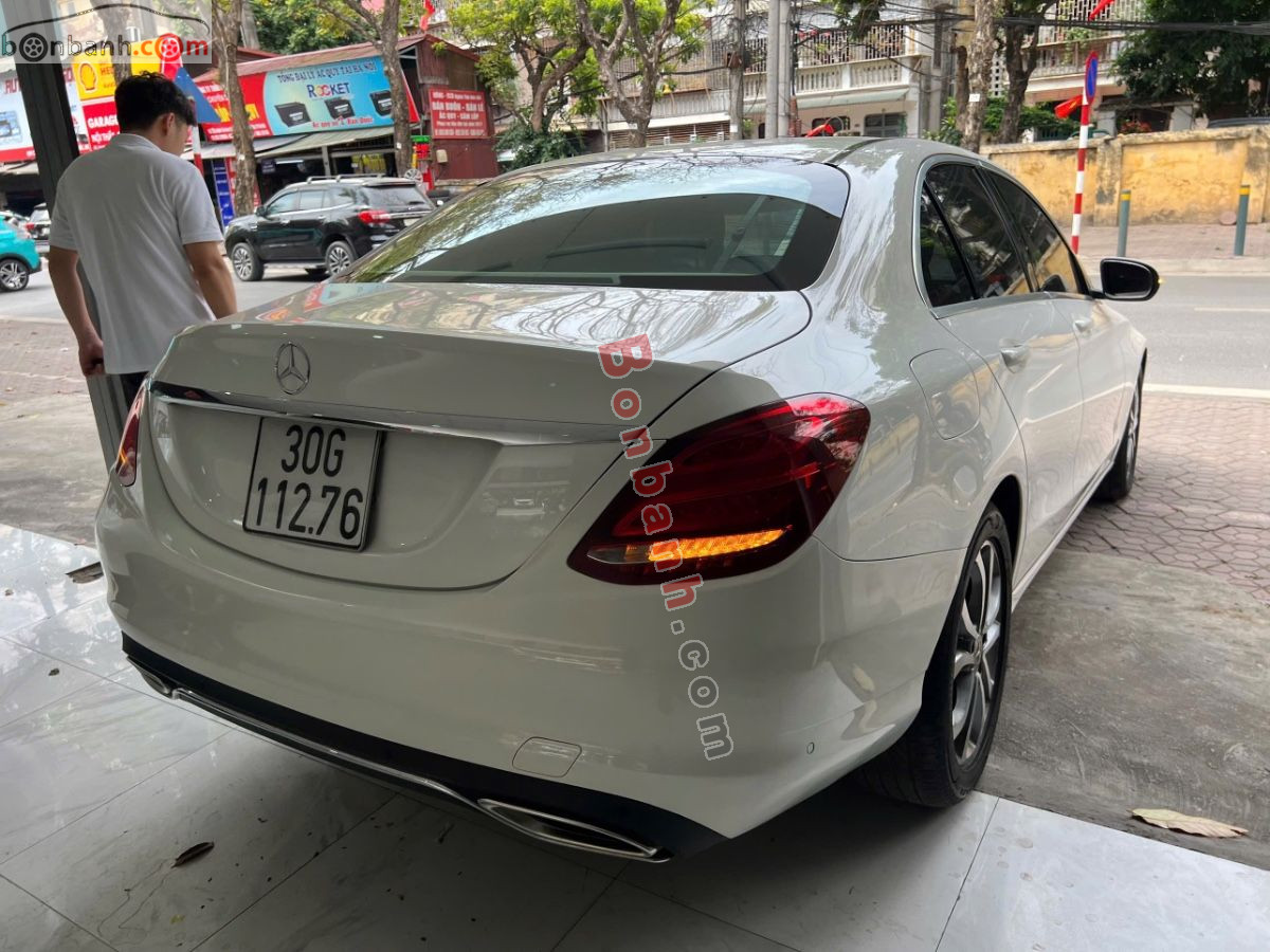 Bán ô tô Mercedes Benz C class C200 - 2018 - xe cũ