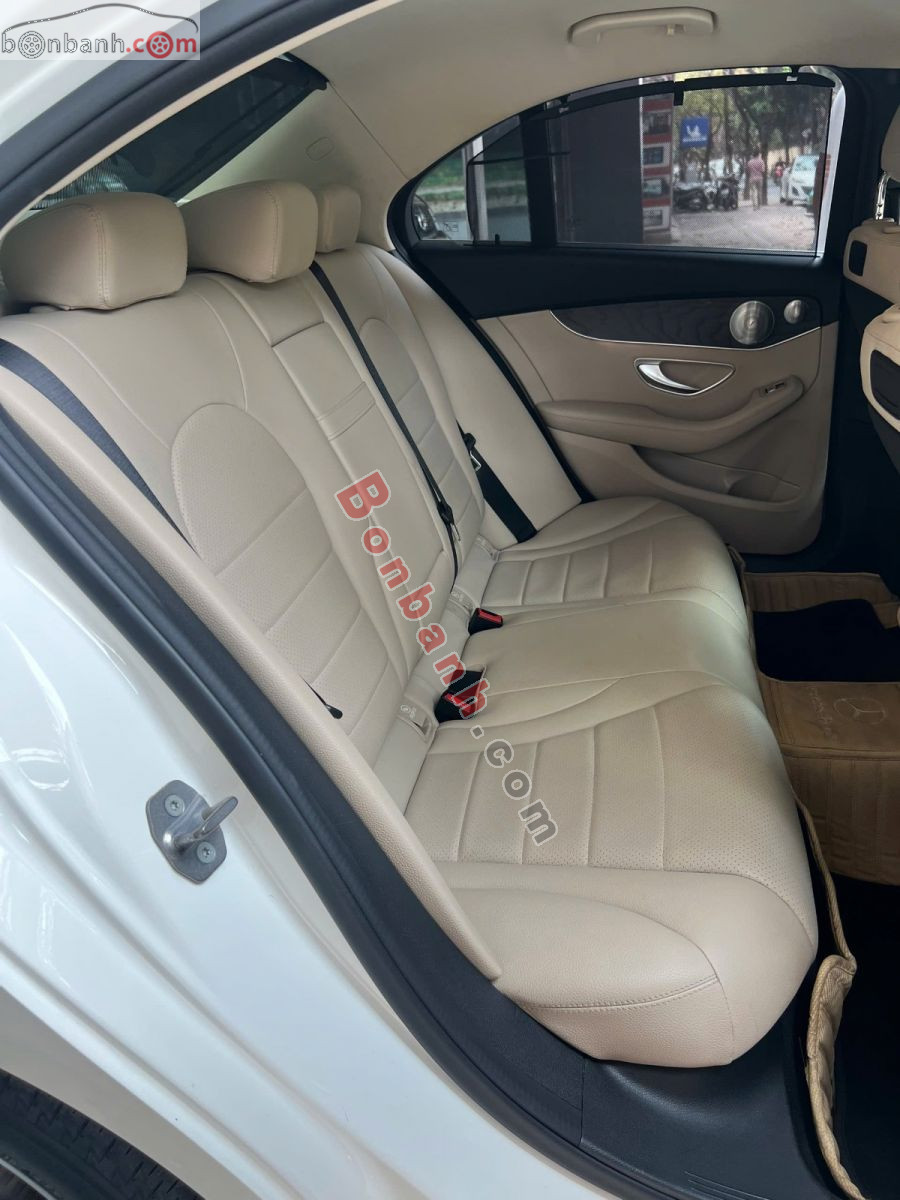Bán ô tô Mercedes Benz C class C200 - 2018 - xe cũ