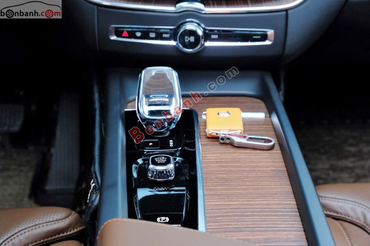 Bán ô tô Volvo XC60 Ultimate Bright B6 AWD - 2023 - xe cũ