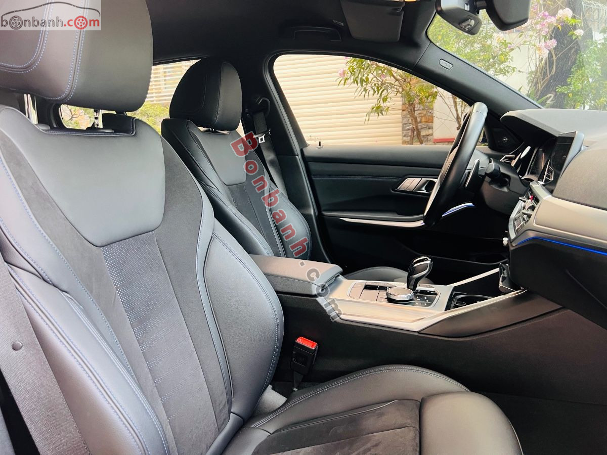 Bán ô tô BMW 3 Series 320i M Sport - 2022 - xe cũ