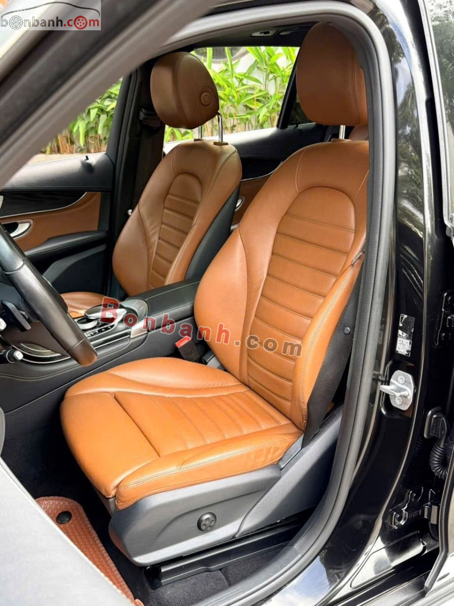 Bán ô tô Mercedes Benz GLC 300 4Matic - 2018 - xe cũ