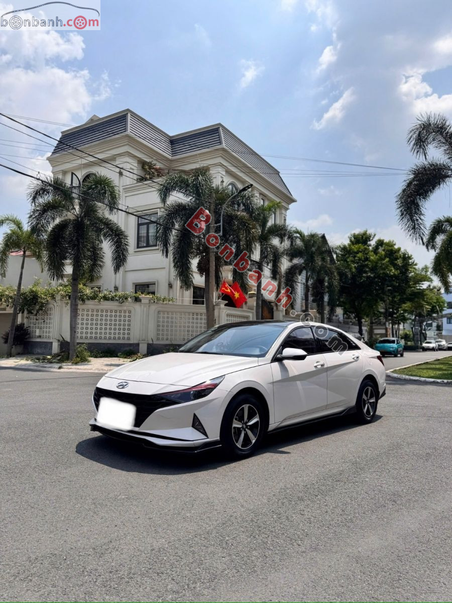 Bán ô tô Hyundai Elantra 1.6 AT Tiêu chuẩn - 2022 - xe cũ
