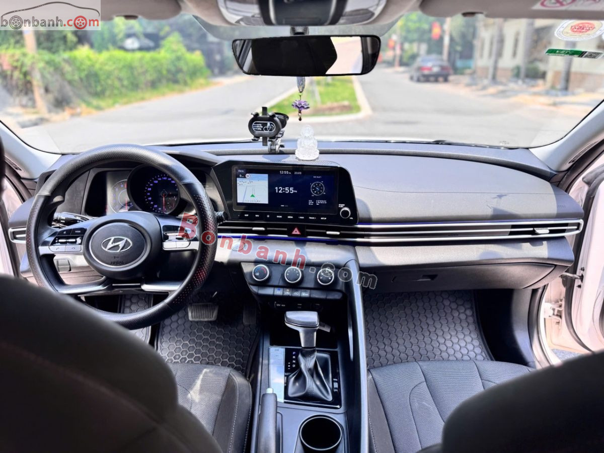 Bán ô tô Hyundai Elantra 1.6 AT Tiêu chuẩn - 2022 - xe cũ