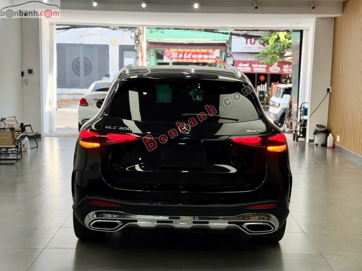 Bán ô tô Mercedes Benz GLC 300 4Matic - 2023 - xe cũ