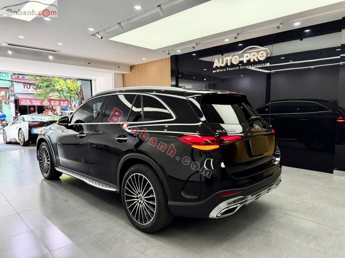 Bán ô tô Mercedes Benz GLC 300 4Matic - 2023 - xe cũ