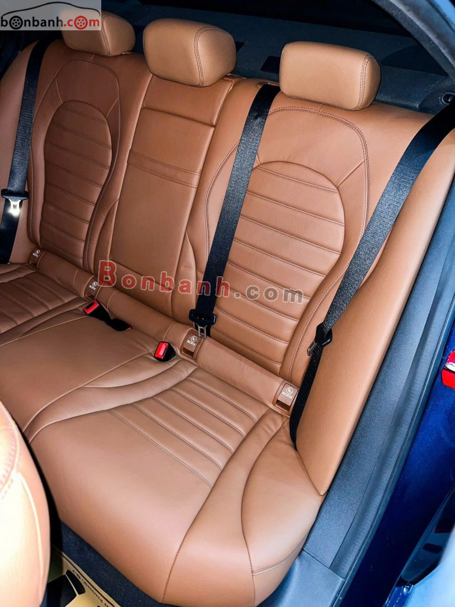 Bán ô tô Mercedes Benz C class C300 AMG - 2019 - xe cũ