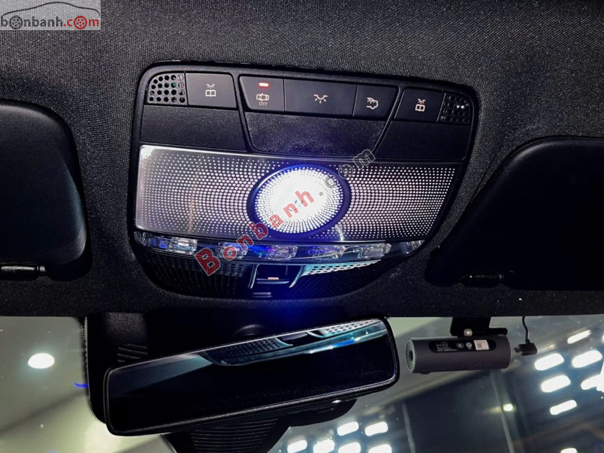 Bán ô tô Mercedes Benz C class C300 AMG - 2019 - xe cũ