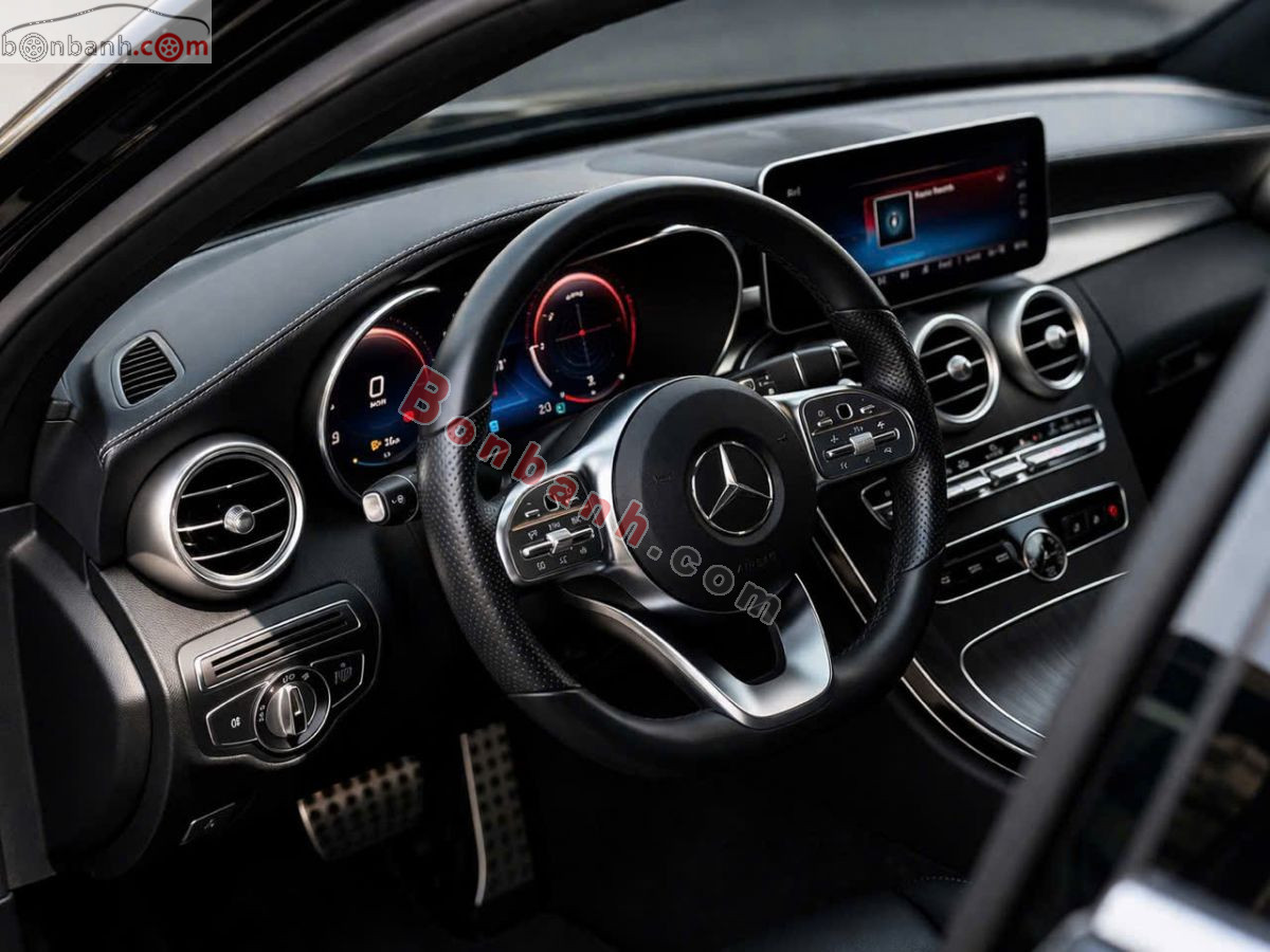 Bán ô tô Mercedes Benz C class C300 AMG - 2018 - xe cũ