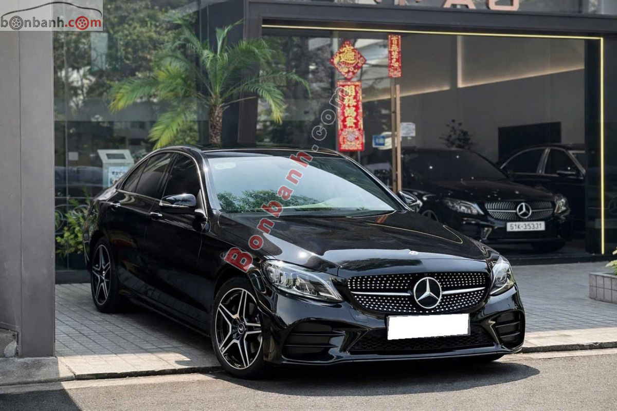 Bán ô tô Mercedes Benz C class C300 AMG - 2018 - xe cũ