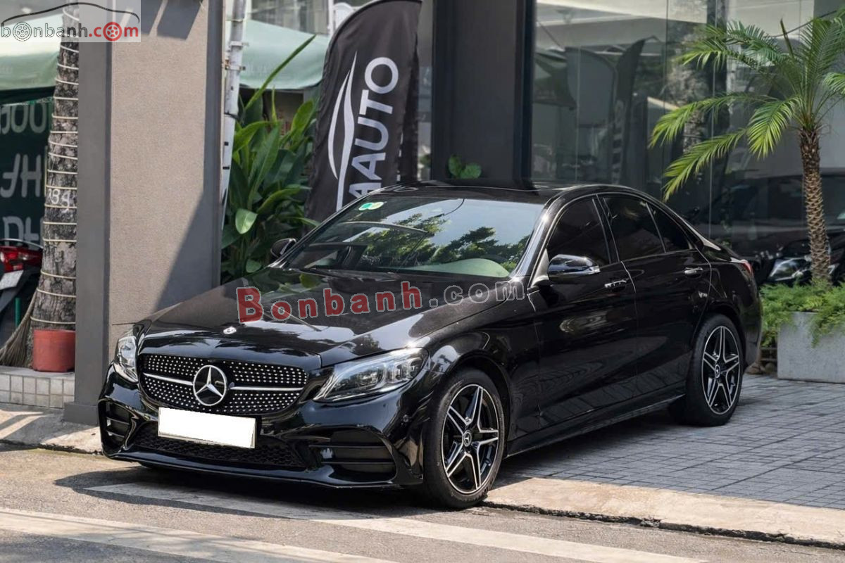 Bán ô tô Mercedes Benz C class C300 AMG - 2018 - xe cũ