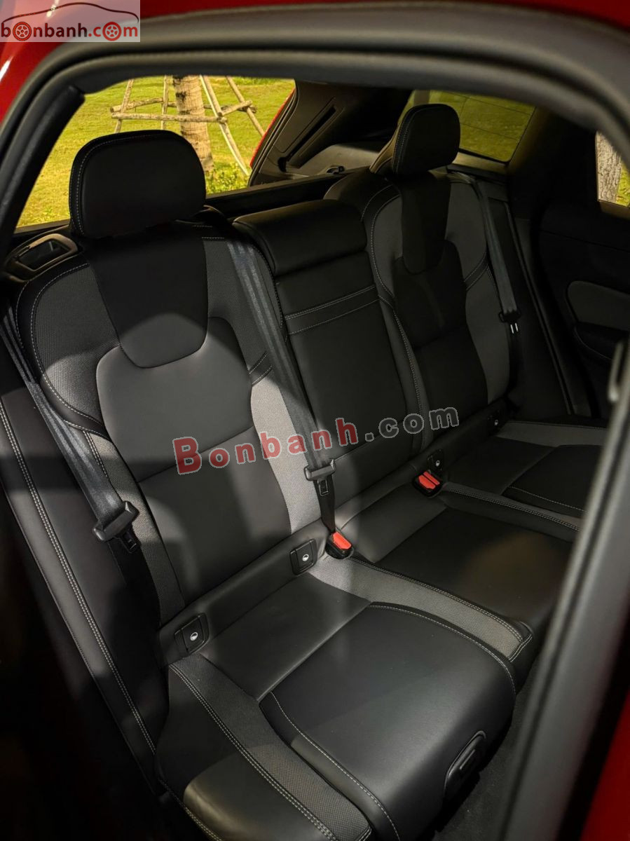 Bán ô tô Volvo XC60 R-Design B6 AWD - 2022 - xe cũ