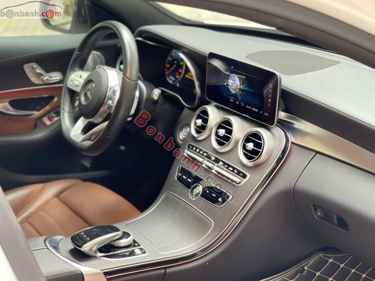 Bán ô tô Mercedes Benz C class C300 AMG - 2019 - xe cũ