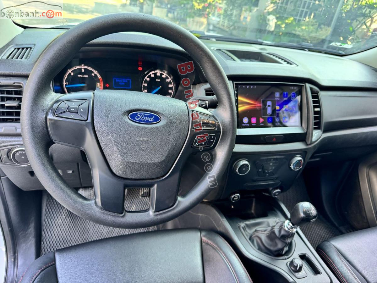 Bán ô tô Ford Ranger XL 2.2L 4x4 MT - 2021 - xe cũ