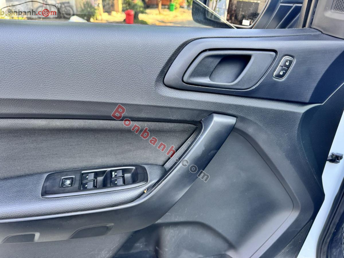 Bán ô tô Ford Ranger XL 2.2L 4x4 MT - 2021 - xe cũ