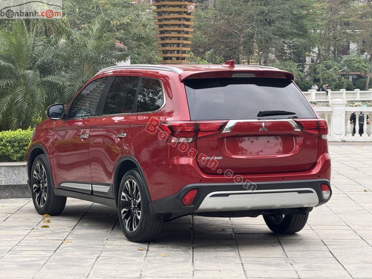 Bán ô tô Mitsubishi Outlander 2.0 - 2020 - xe cũ