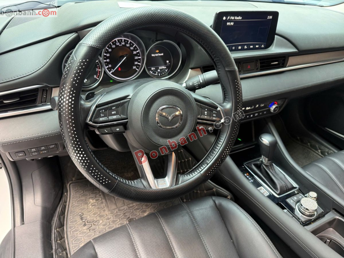 Bán ô tô Mazda 6 Premium 2.0 AT - 2024 - xe cũ