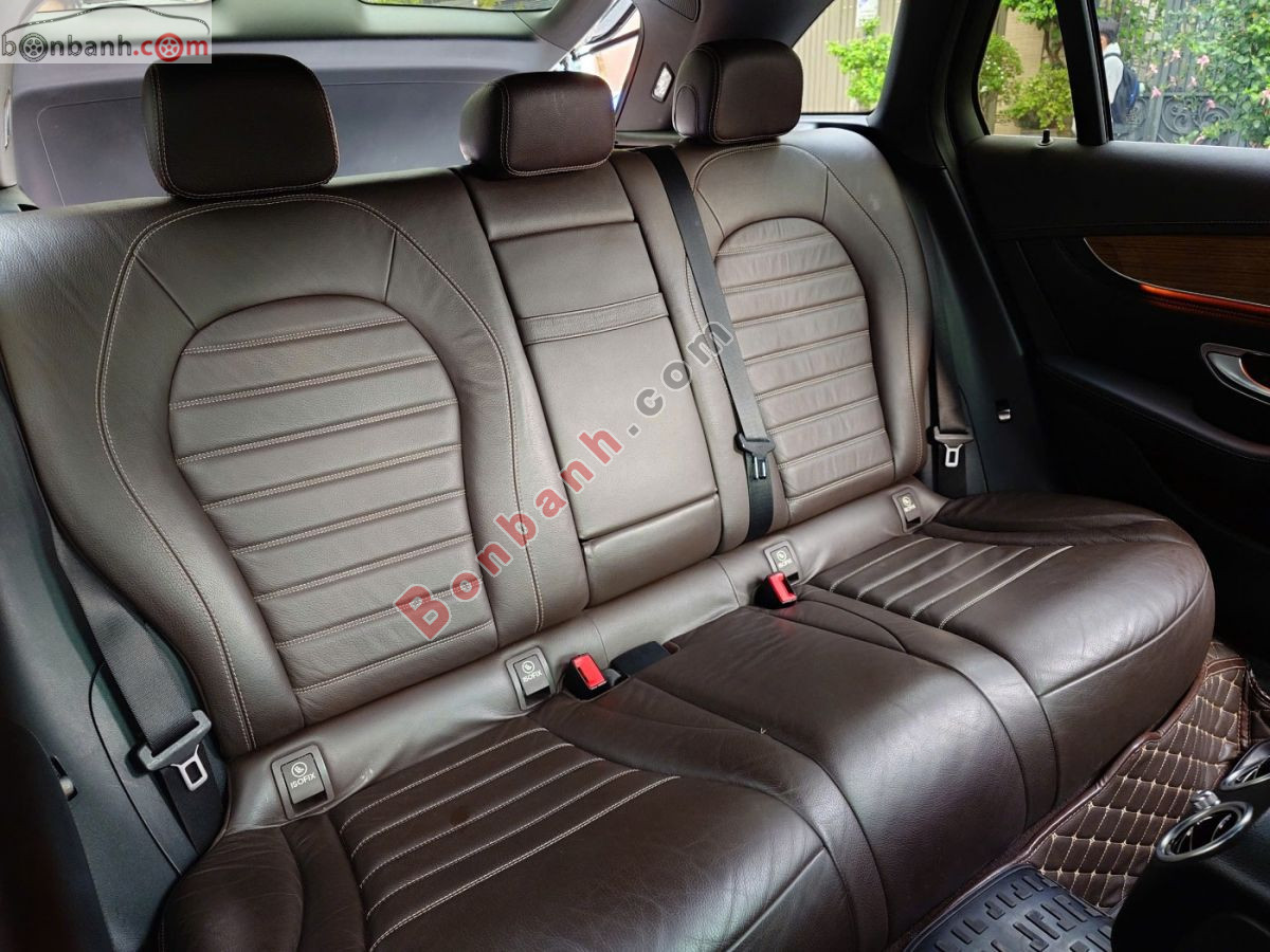 Bán ô tô Mercedes Benz GLC 250 4Matic - 2017 - xe cũ