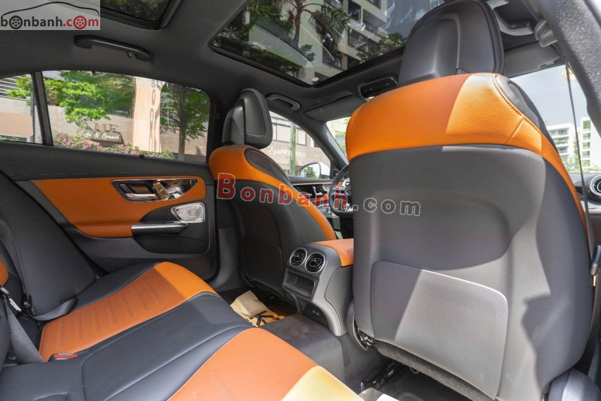 Bán ô tô Mercedes Benz C class C300 AMG - 2025 - xe cũ