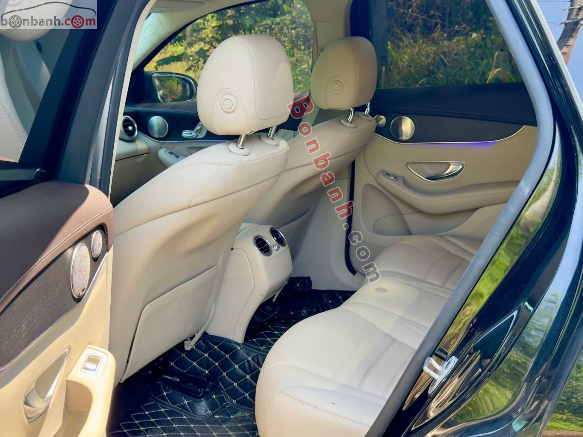 Bán ô tô Mercedes Benz GLC 300 4Matic - 2021 - xe cũ