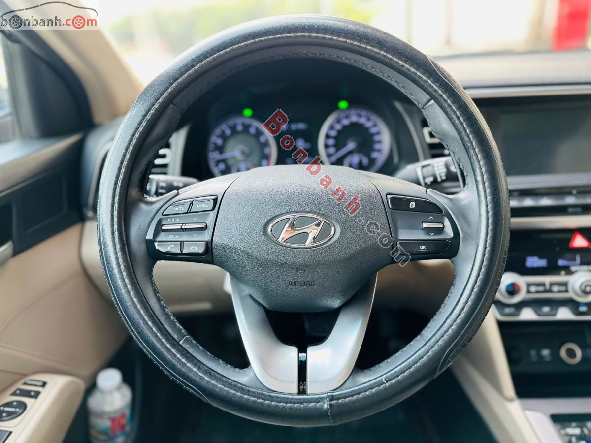 Bán ô tô Hyundai Elantra 1.6 AT - 2020 - xe cũ