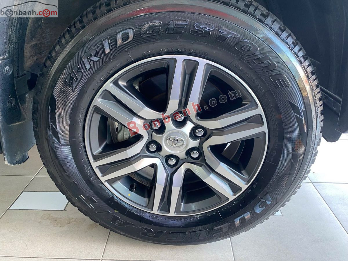 Bán ô tô Toyota Fortuner 2.4G 4x2 MT - 2018 - xe cũ