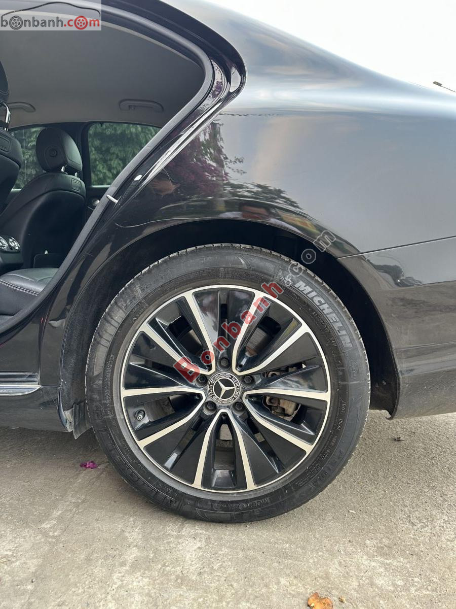 Bán ô tô Mercedes Benz C class C200 - 2019 - xe cũ