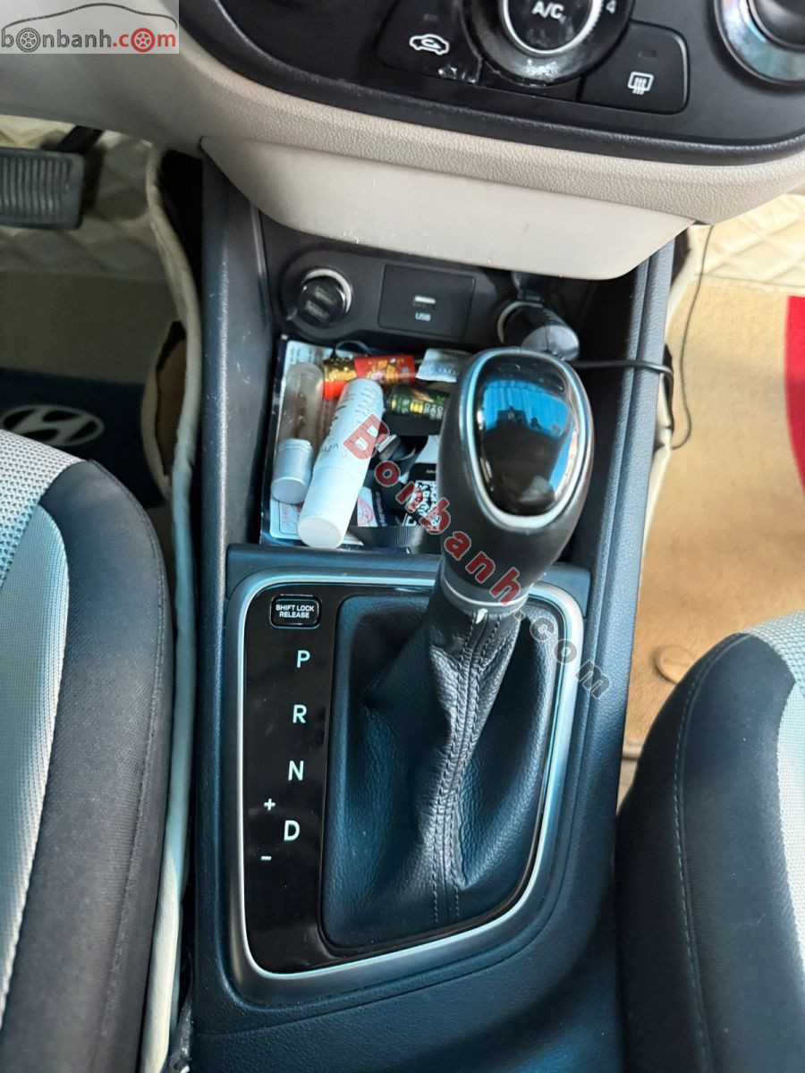 Bán ô tô Hyundai Accent 1.4 AT - 2021 - xe cũ