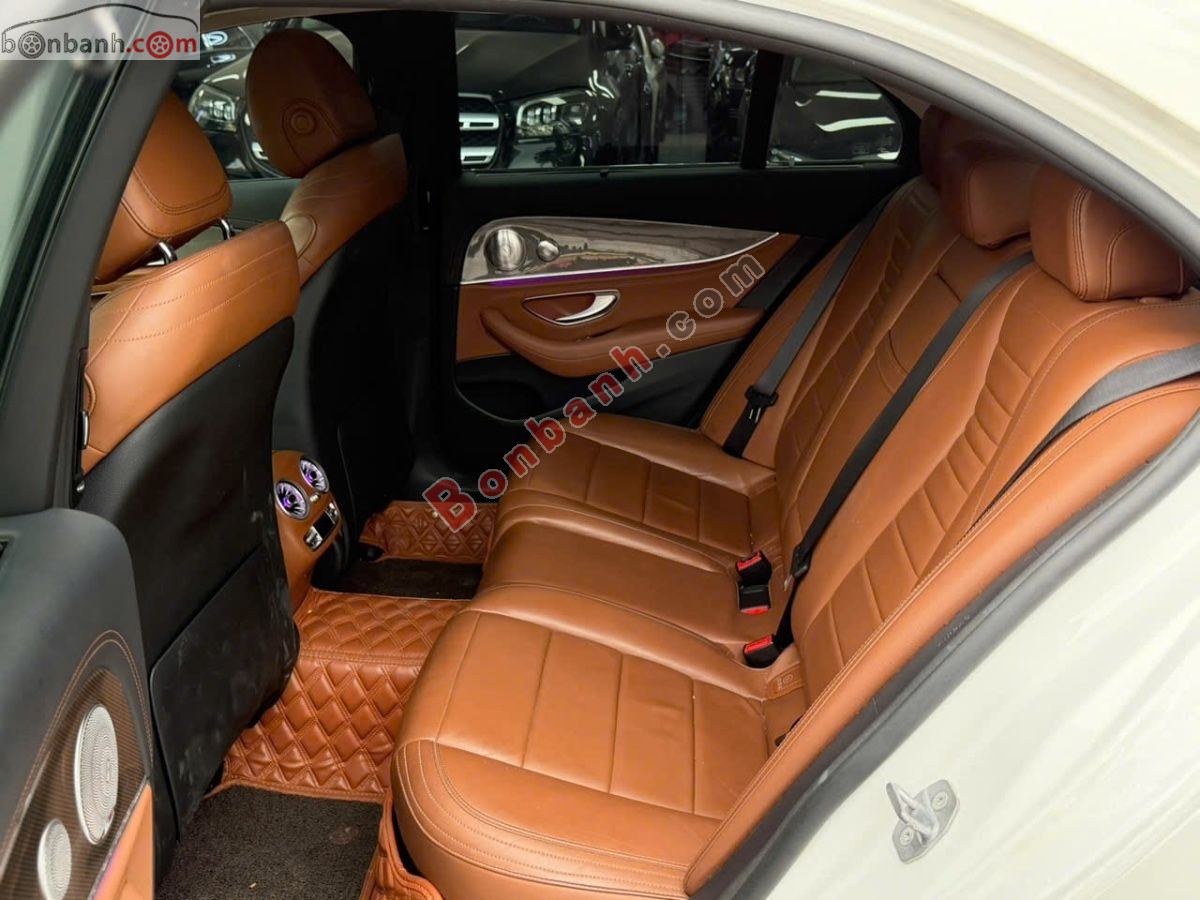 Bán ô tô Mercedes Benz E class E300 AMG - 2017 - xe cũ