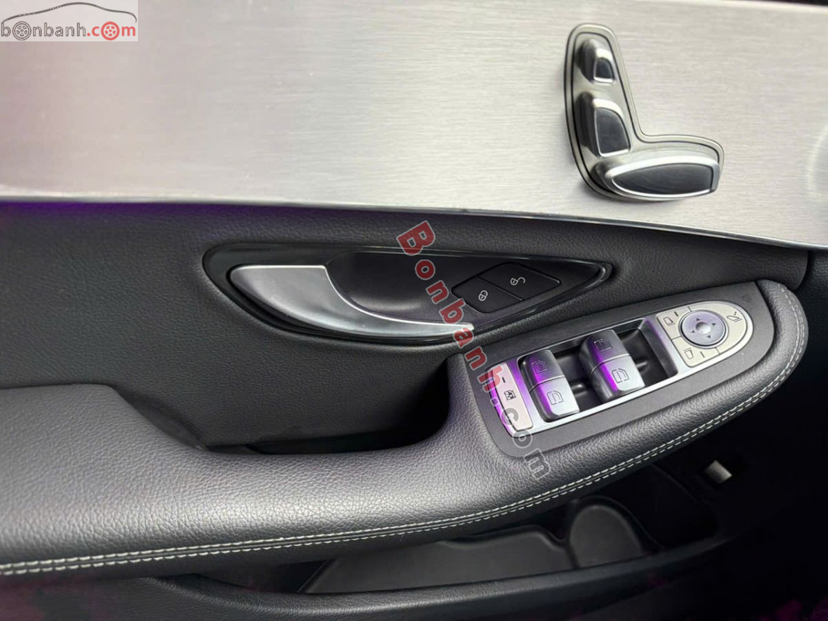 Bán ô tô Mercedes Benz C class C180 AMG - 2021 - xe cũ