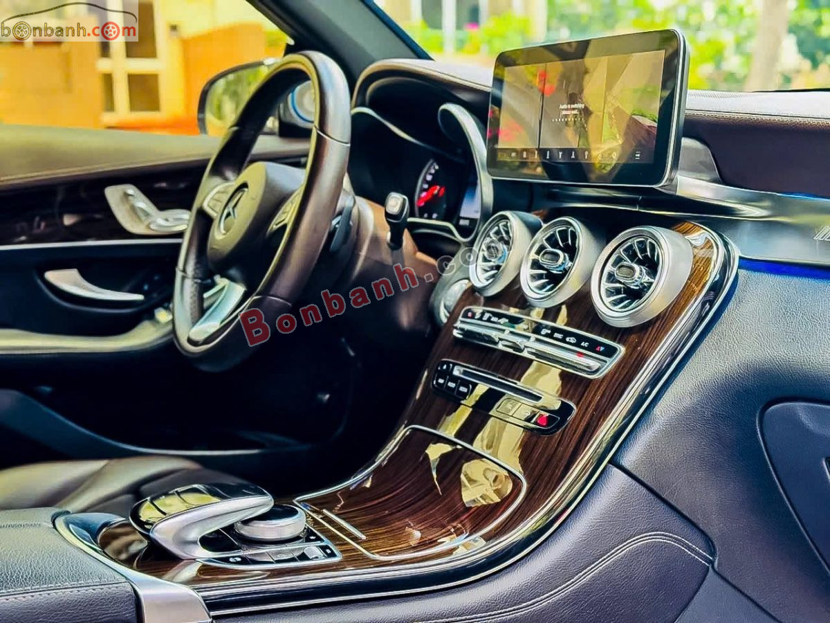 Bán ô tô Mercedes Benz GLC 200 - 2019 - xe cũ
