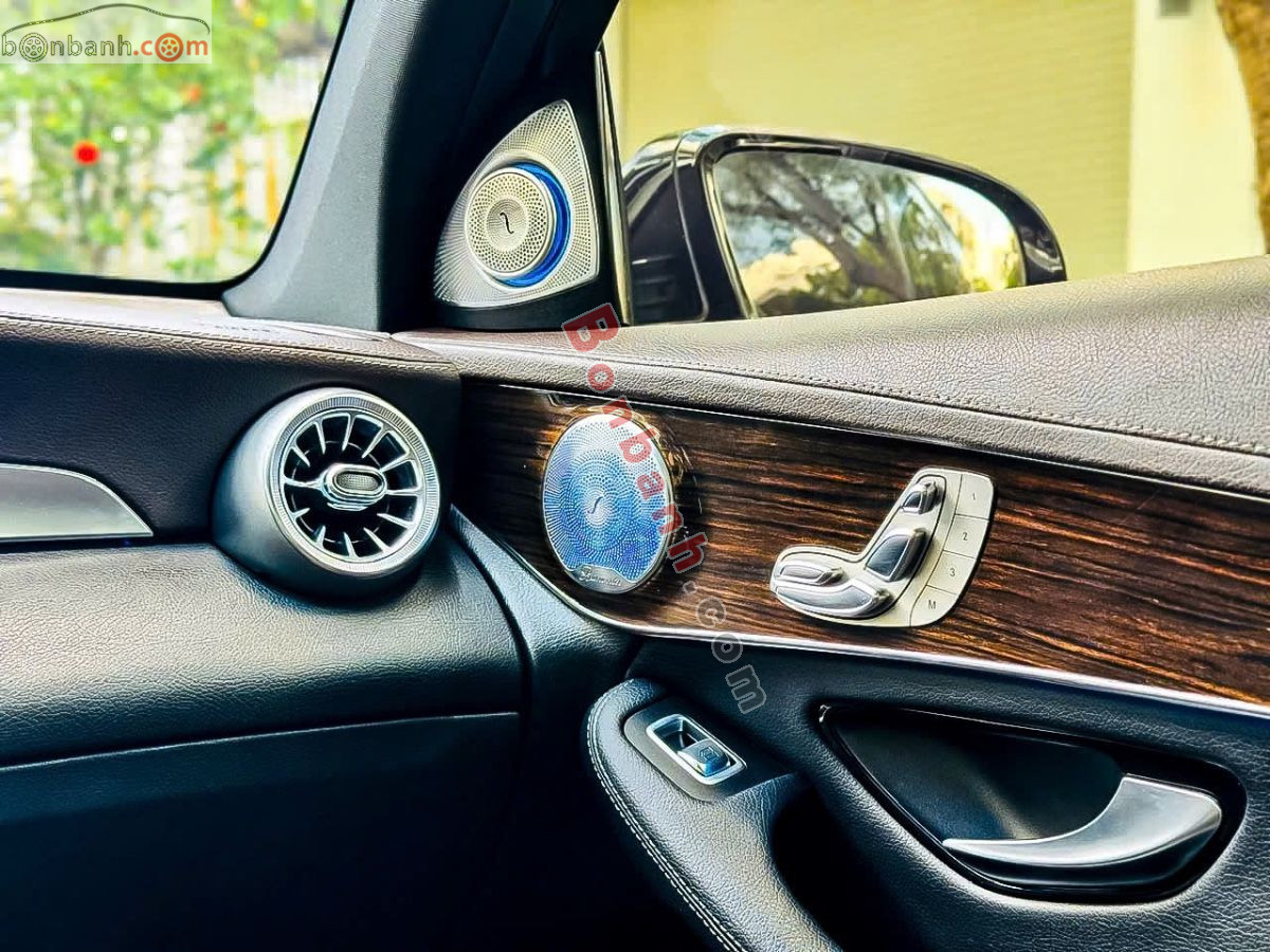 Bán ô tô Mercedes Benz GLC 200 - 2019 - xe cũ