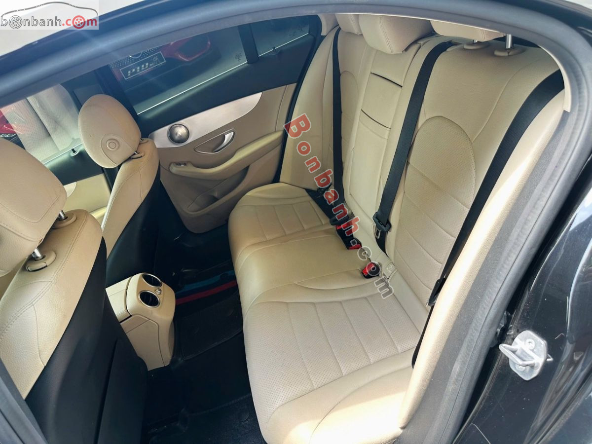 Bán ô tô Mercedes Benz C class C180 AMG - 2021 - xe cũ