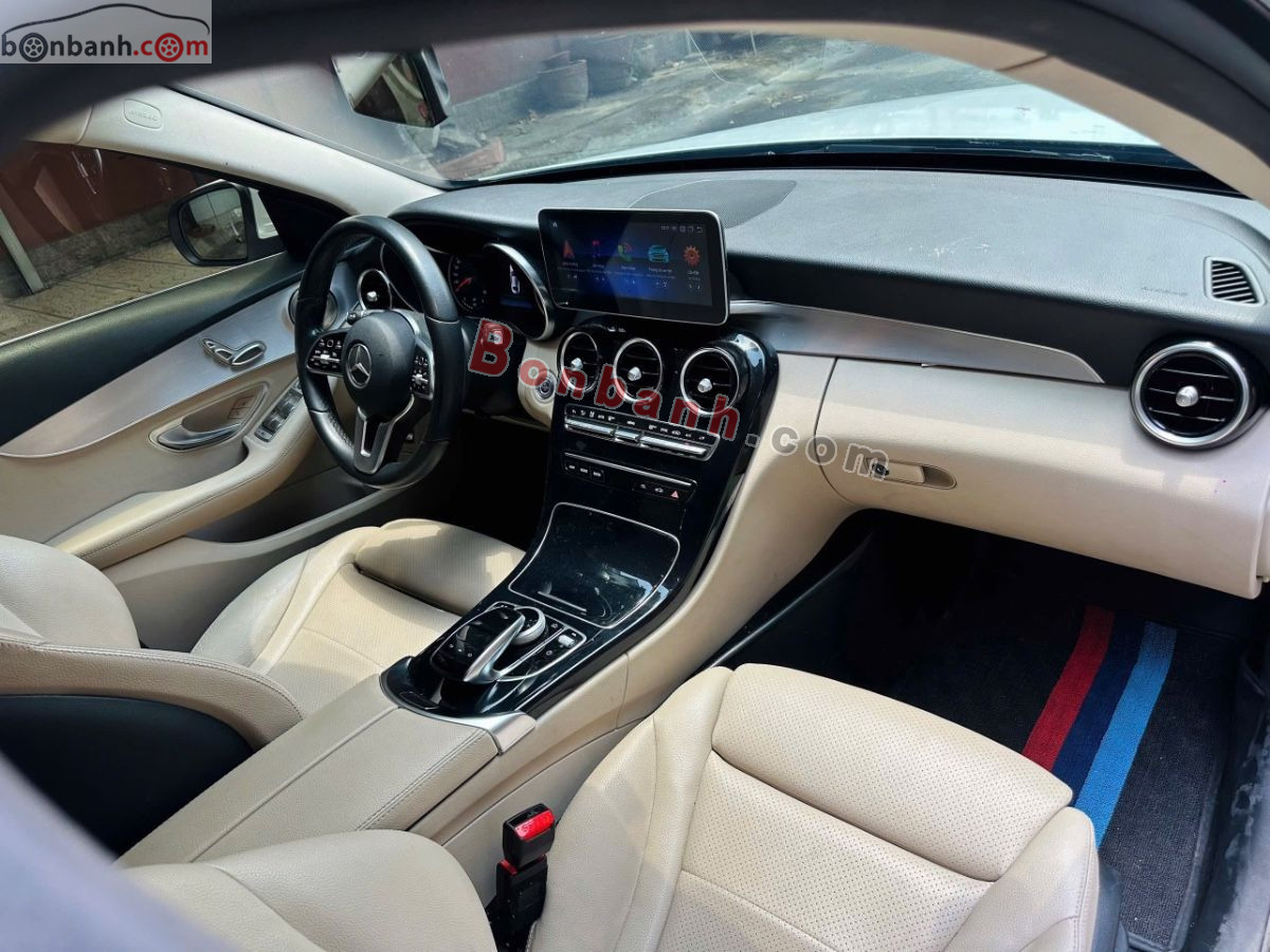 Bán ô tô Mercedes Benz C class C180 AMG - 2021 - xe cũ