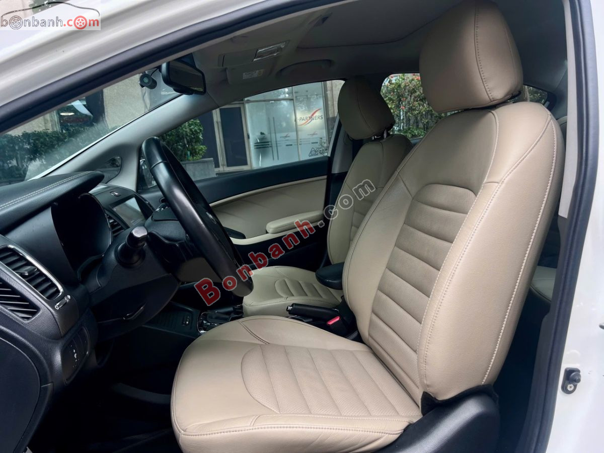 Bán ô tô Kia Cerato 1.6 AT - 2018 - xe cũ