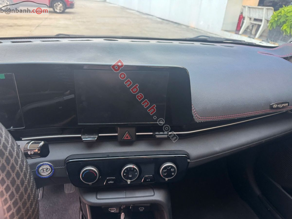 Bán ô tô Hyundai Accent 1.5 AT - 2025 - xe cũ