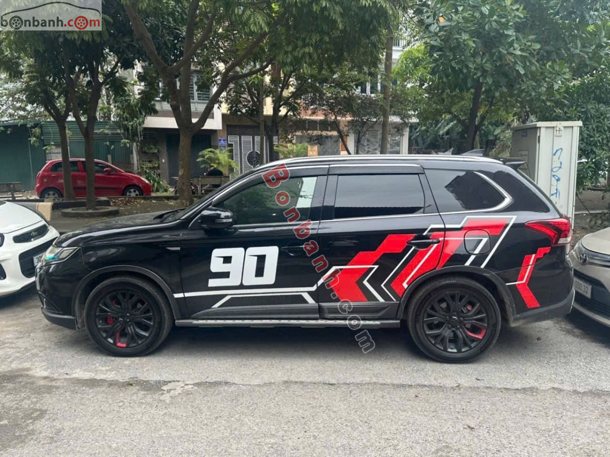 Bán ô tô Mitsubishi Outlander 2.0 CVT - 2016 - xe cũ