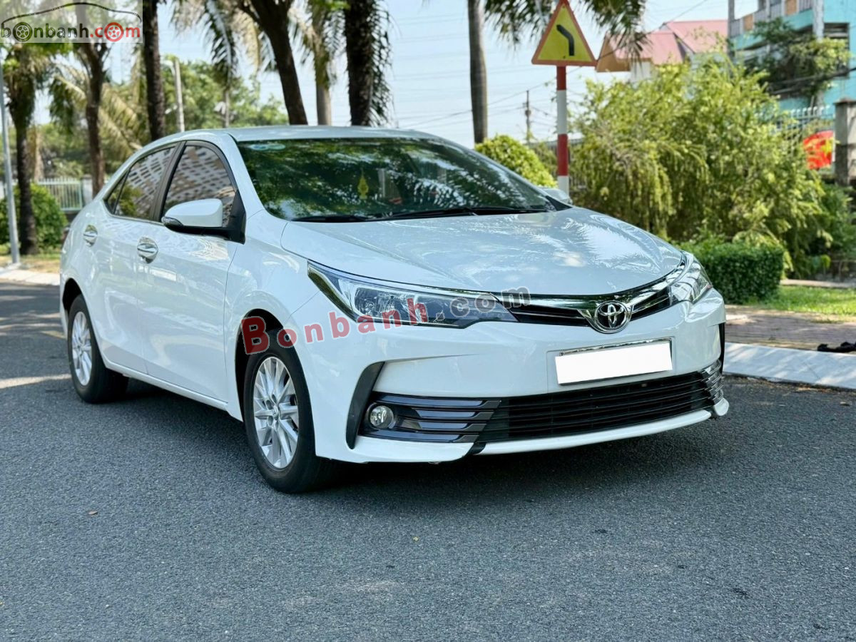 Bán ô tô Toyota Corolla altis 1.8G AT - 2017 - xe cũ