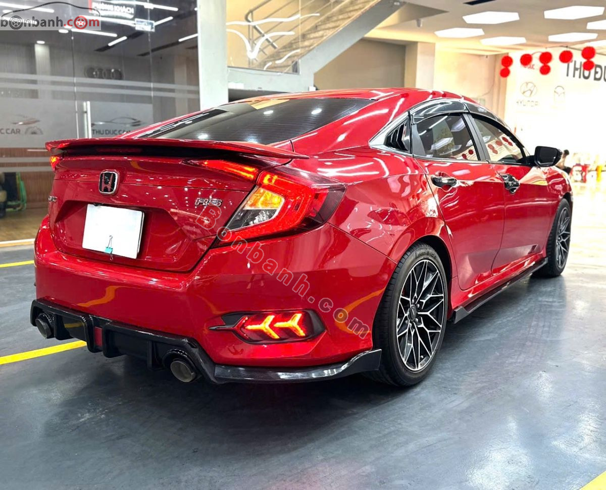 Bán ô tô Honda Civic RS 1.5 AT - 2019 - xe cũ