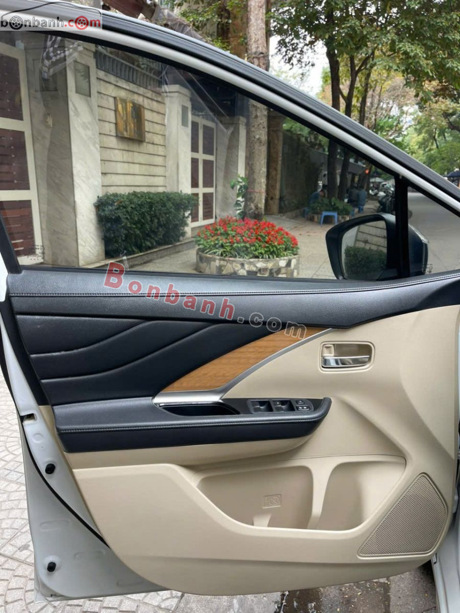 Bán ô tô Mitsubishi Xpander 1.5 AT - 2019 - xe cũ