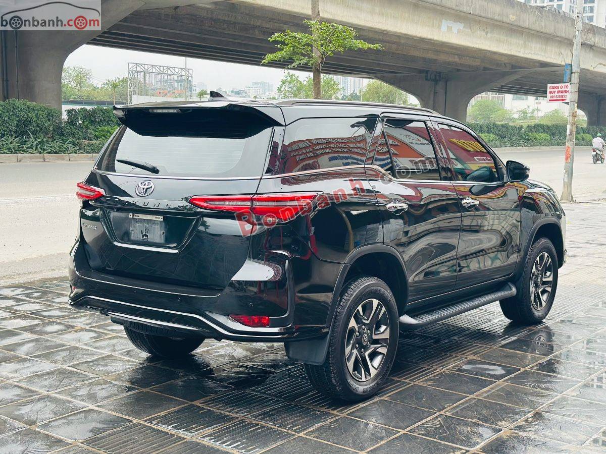 Bán ô tô Toyota Fortuner Legender 2.4L 4x2 AT - 2022 - xe cũ