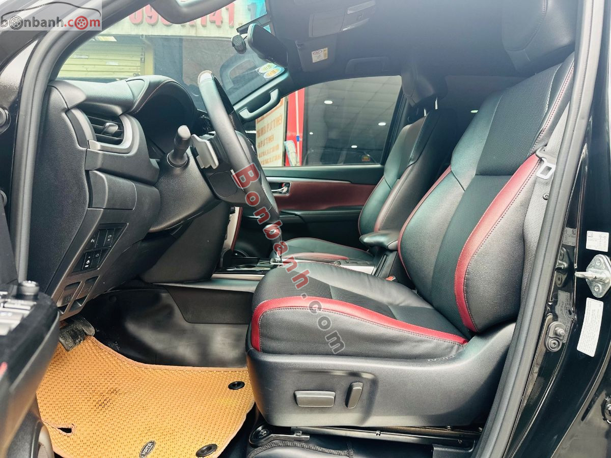 Bán ô tô Toyota Fortuner Legender 2.4L 4x2 AT - 2022 - xe cũ