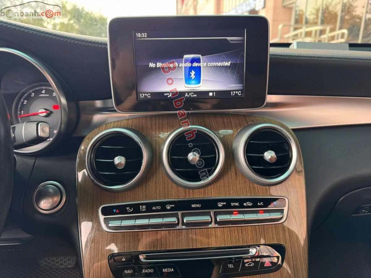 Bán ô tô Mercedes Benz GLC 250 4Matic - 2018 - xe cũ