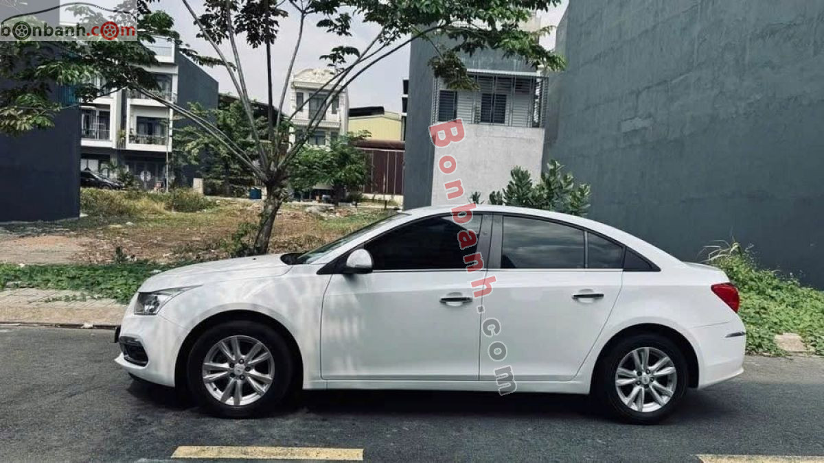 Bán ô tô Chevrolet Cruze LT 1.6L - 2017 - xe cũ